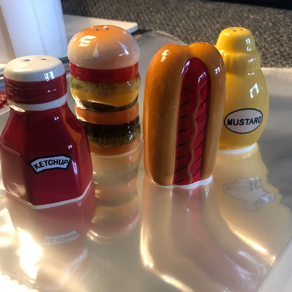 Novelty Ceramic Condiment Salt & Pepper Set - Ketchup, Mustard, Burger & Hot Dog